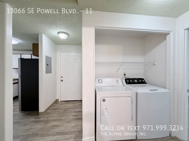 Building Photo - 13066 SE Powell Blvd