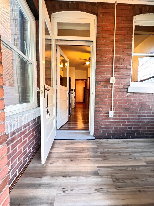 Building Photo - 4250 Michigan Ave