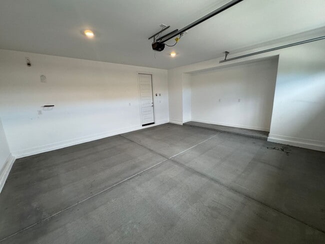 Building Photo - 24515 N 165th Ave