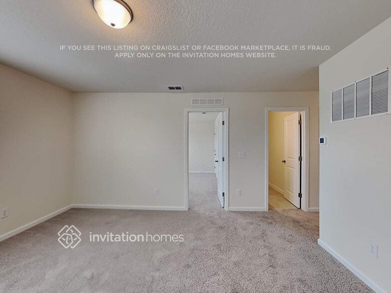 Building Photo - 2301 Litchfield Lp