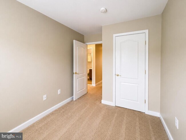 Building Photo - 6065 Ticket Way