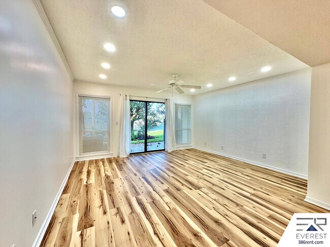 Building Photo - 58 Club House Dr