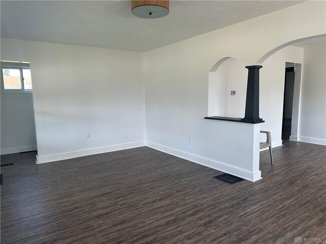 Building Photo - 2520 Harshman Rd