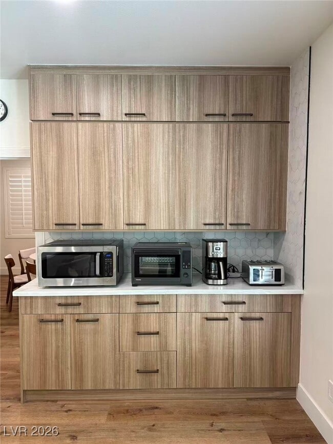 Building Photo - 605 Runbridge St