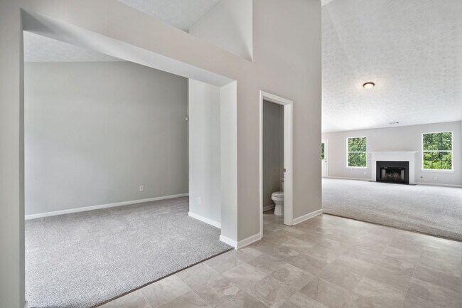 Building Photo - 3690 Golfe Links Dr