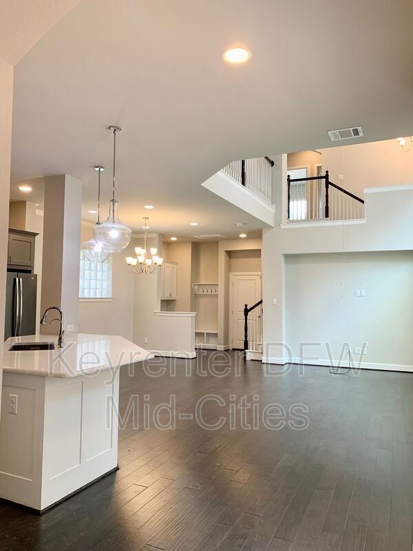 Building Photo - 6804 Prompton Bnd