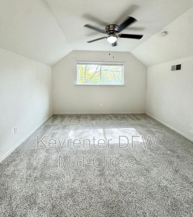 Building Photo - 13411 Charcoal Ln