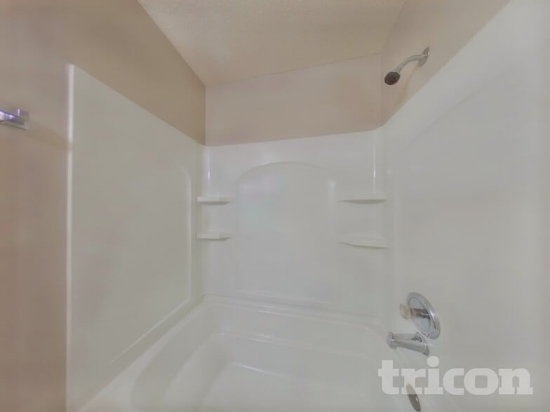 Building Photo - 4932 Aldersbrook Dr