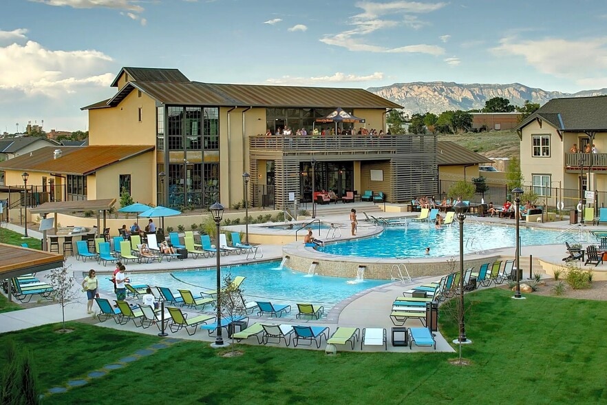 Primary Photo - 2912 Mulberry St SE