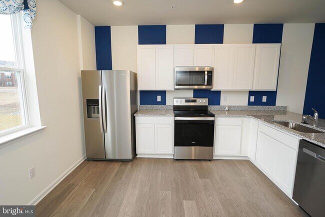 Building Photo - 1624 Severn St