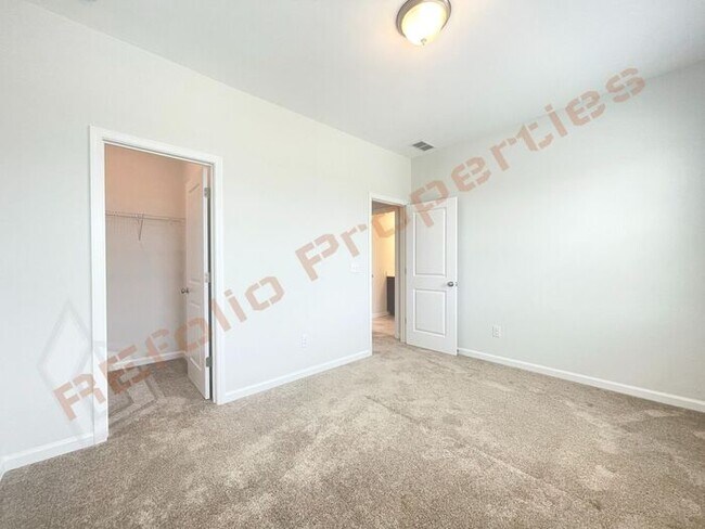 Building Photo - Lovely 2 Story 4 Bedroom, 3 Bath Single-Fa...