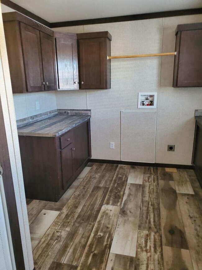 Large Landry Room with room for an extra fridge or freezer - 179 Davis Rd