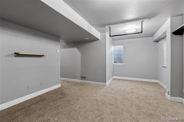 Building Photo - 10311 Woodrose Ln