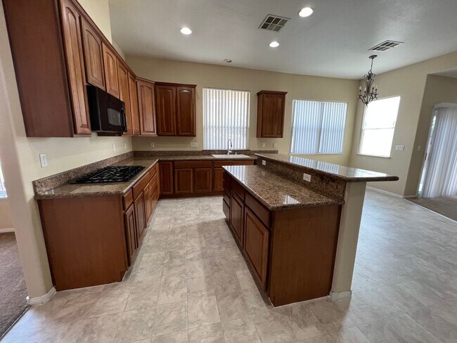 Building Photo - OVER 4000 SQ. FT. EXECUTIVE HOME IN GATED ...