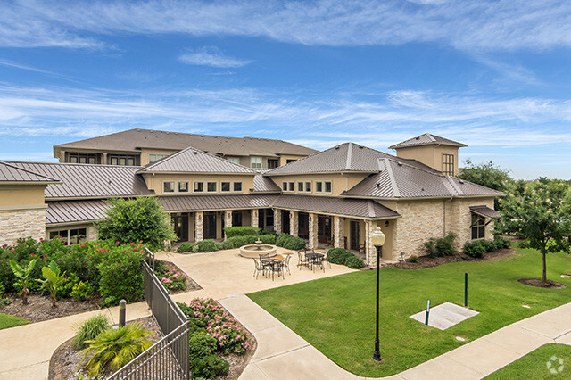 Office - Crescent Pointe Apartments