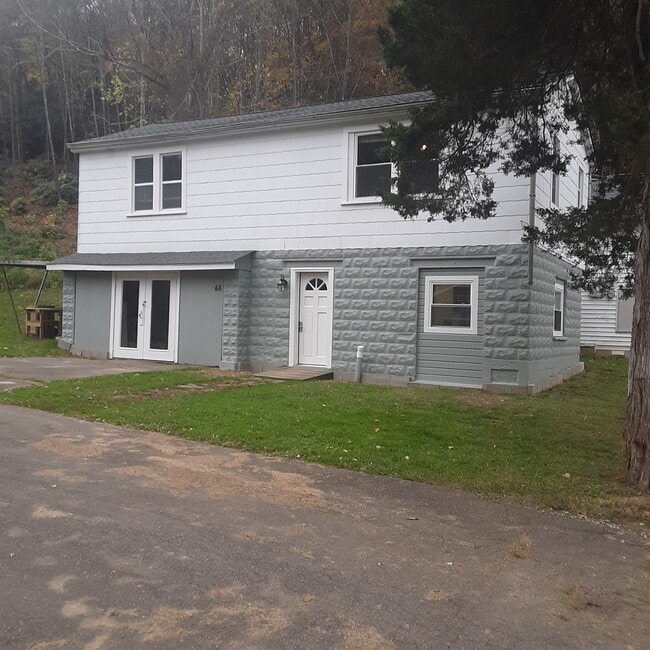 Primary Photo - 48 Marcellas Ln