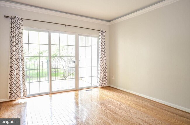 Building Photo - 8860 Ashgrove House Ln