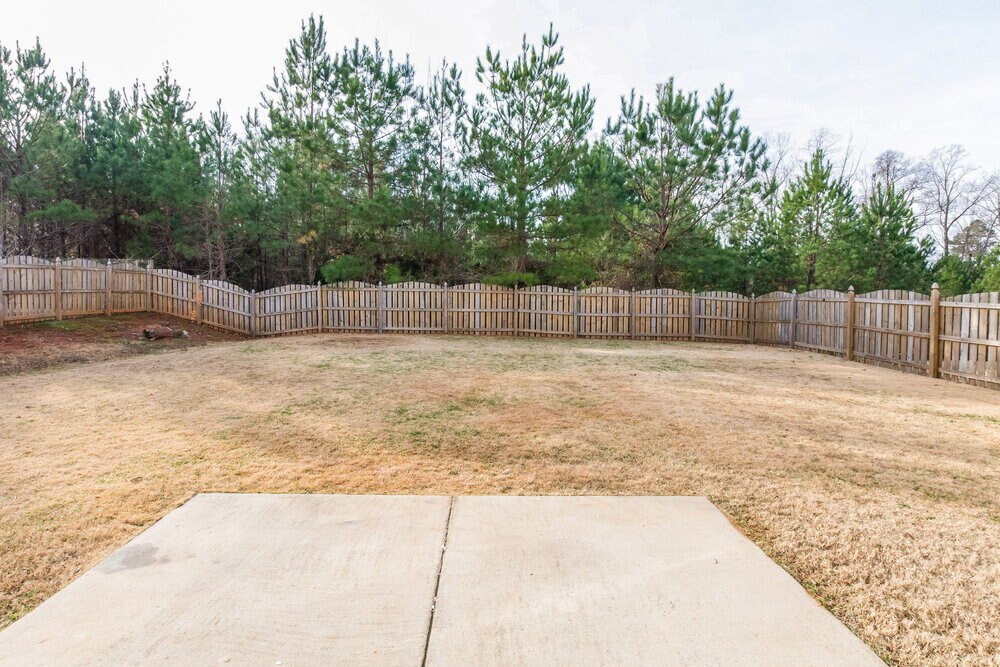 Building Photo - 4710 Larkhaven Village Dr
