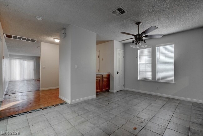 Building Photo - 3905 Landsdown Pl