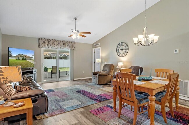 Building Photo - 12255 Linden Dr