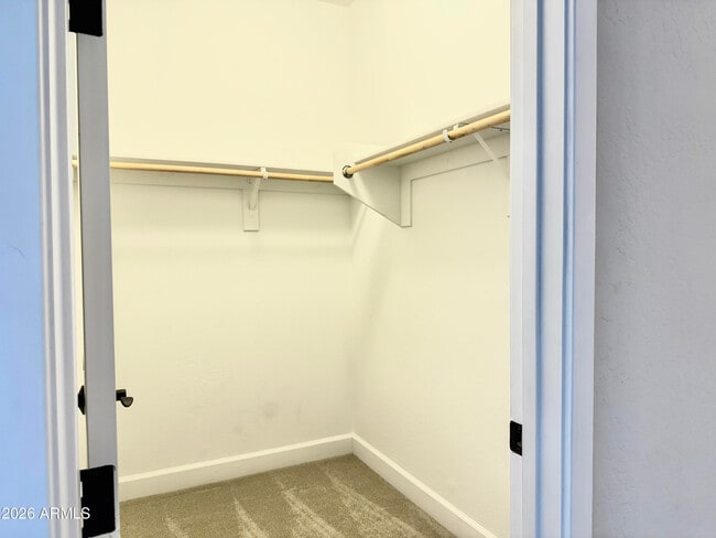 Building Photo - 1732 W Myrna Ln