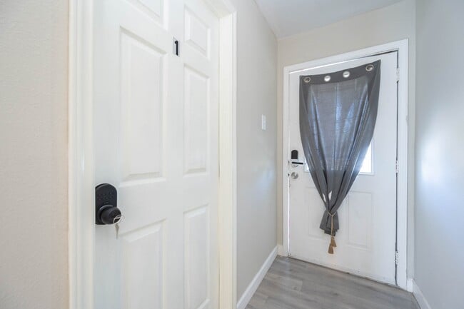 Building Photo - 3910 Luca St