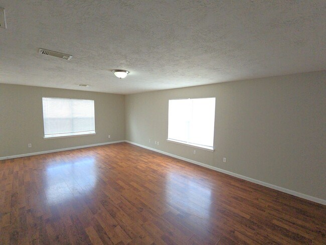 Building Photo - 21802 Westfield Ridge Dr