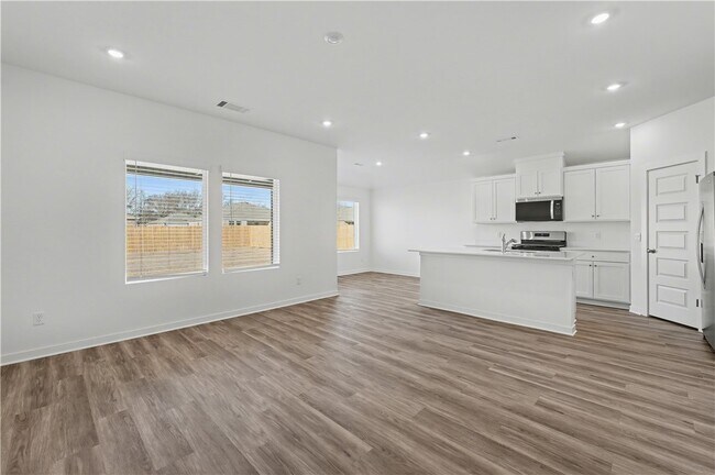 Building Photo - 539 Colorado St