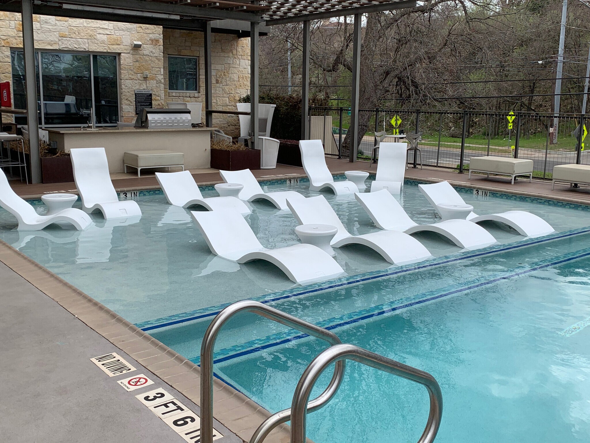 Building Photo - 1900 Barton Springs Rd