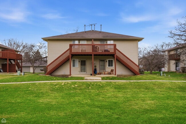 Building Photo - 490 Westwood Ct