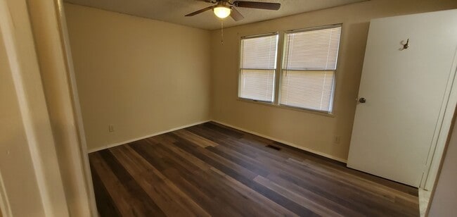 Building Photo - 7402 Brigmore Dr