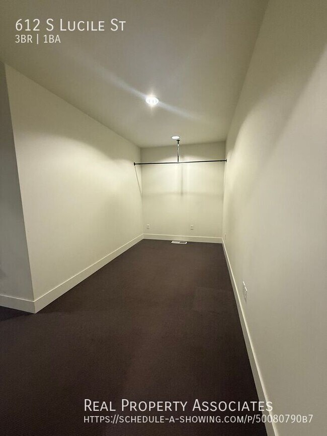 Building Photo - 612 S Lucile St