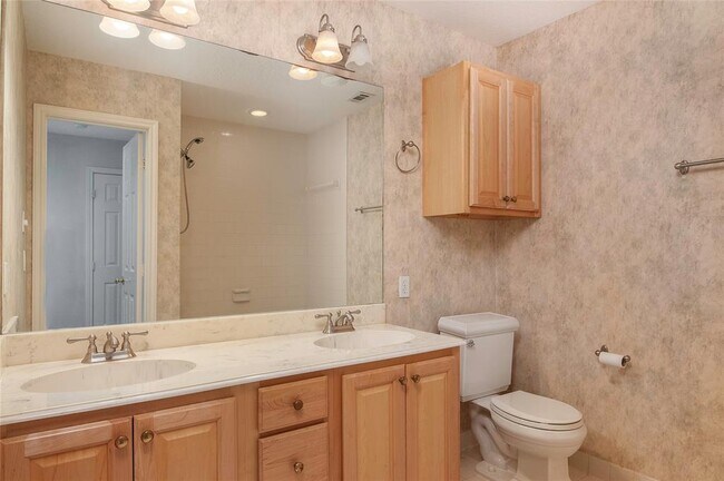 Building Photo - 12979 Trail Hollow Dr