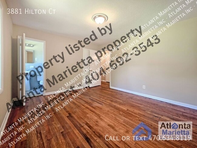 Building Photo - 3881 Hilton Ct