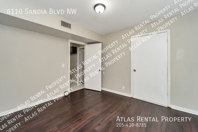 Building Photo - 6110 Sandia Blvd NW