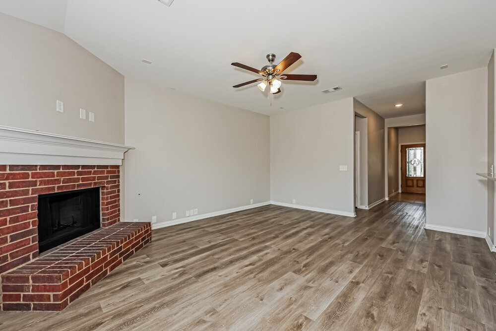Building Photo - 1813 Sparrow Ln