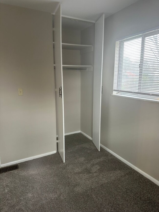 Building Photo - 3 Bedroom Single Family Home in Gahanna