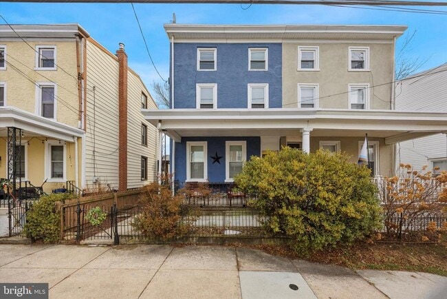 Building Photo - 455 Delmar St