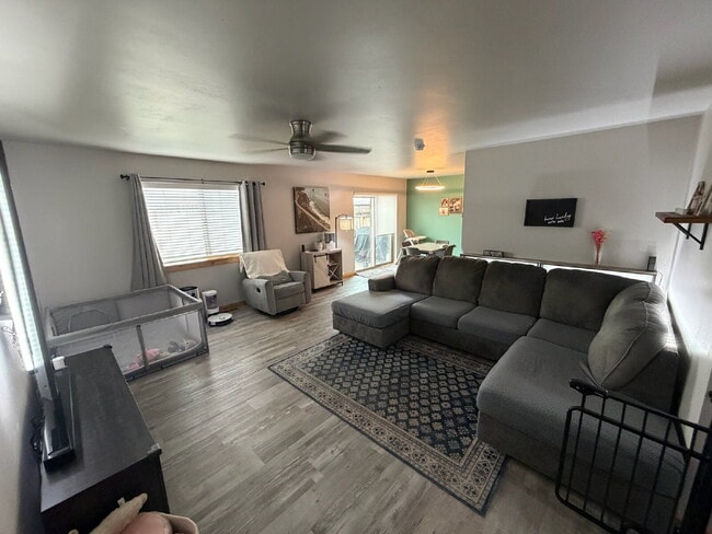 Building Photo - 1125 Idaho St