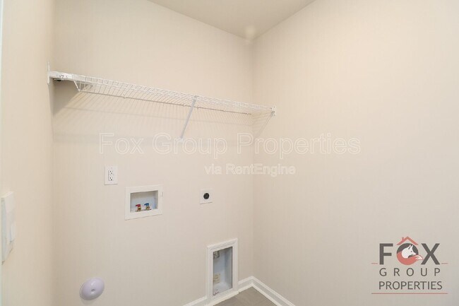 Building Photo - 132 Scotsway Ct