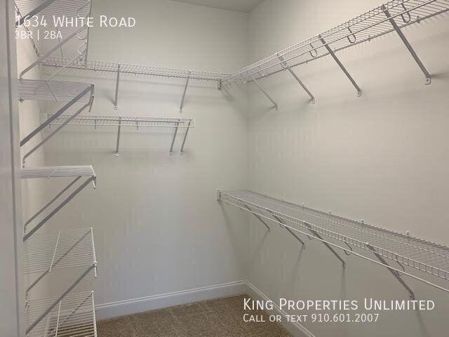 Building Photo - 1634 White Rd