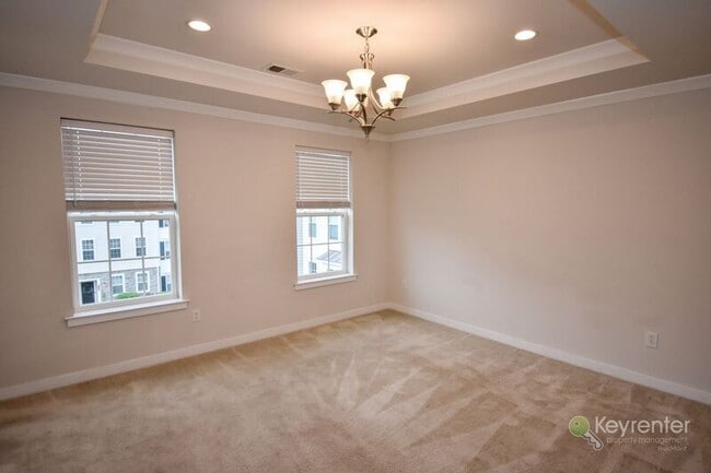 Building Photo - 32 Jessop Ln