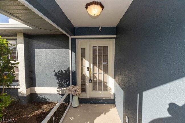 Building Photo - 417 SE 21st Terrace