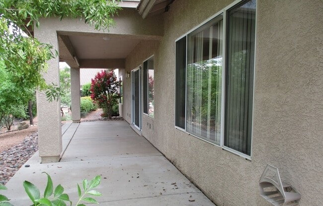 Building Photo - Unfurnished, 1-year long-term rental