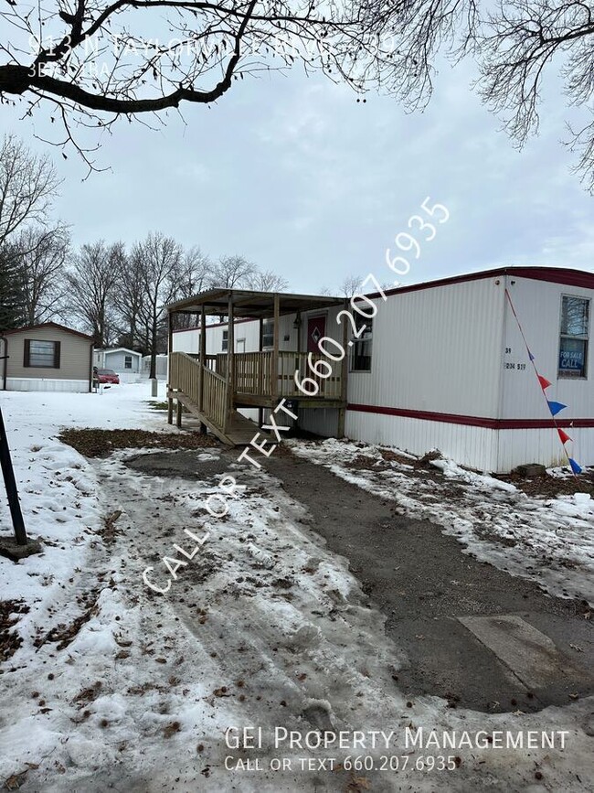 Building Photo - Nicely remodeled 3 bedroom home