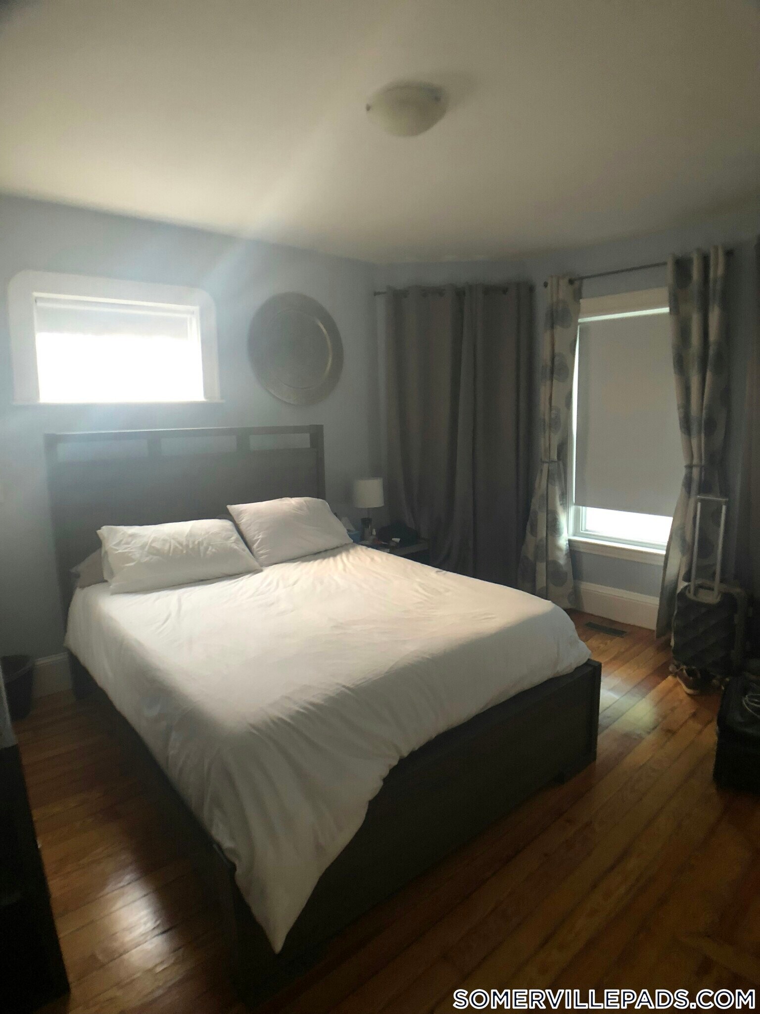 Building Photo - 98 Elm St