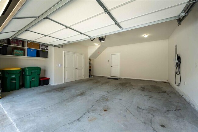 Building Photo - 5921 Ter Bnd Wy