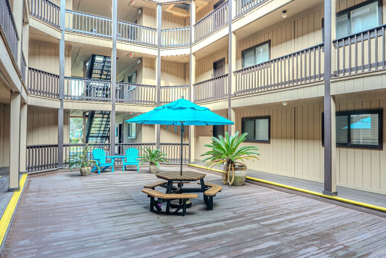 Building Photo - 40 Folly Field Rd