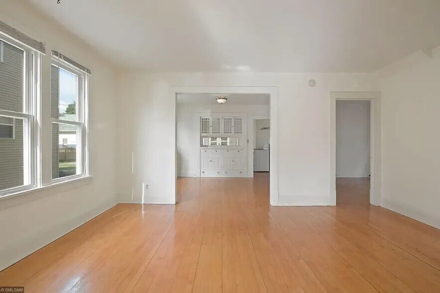 Building Photo - 2748 Aldrich Ave S