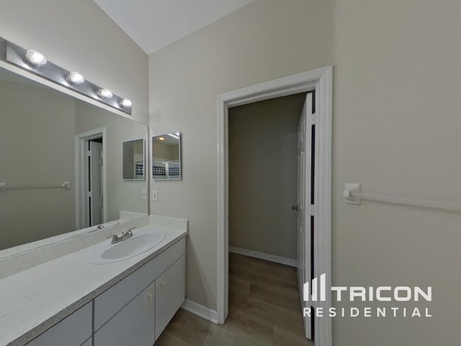 Building Photo - 8306 Moccasin Trail Dr